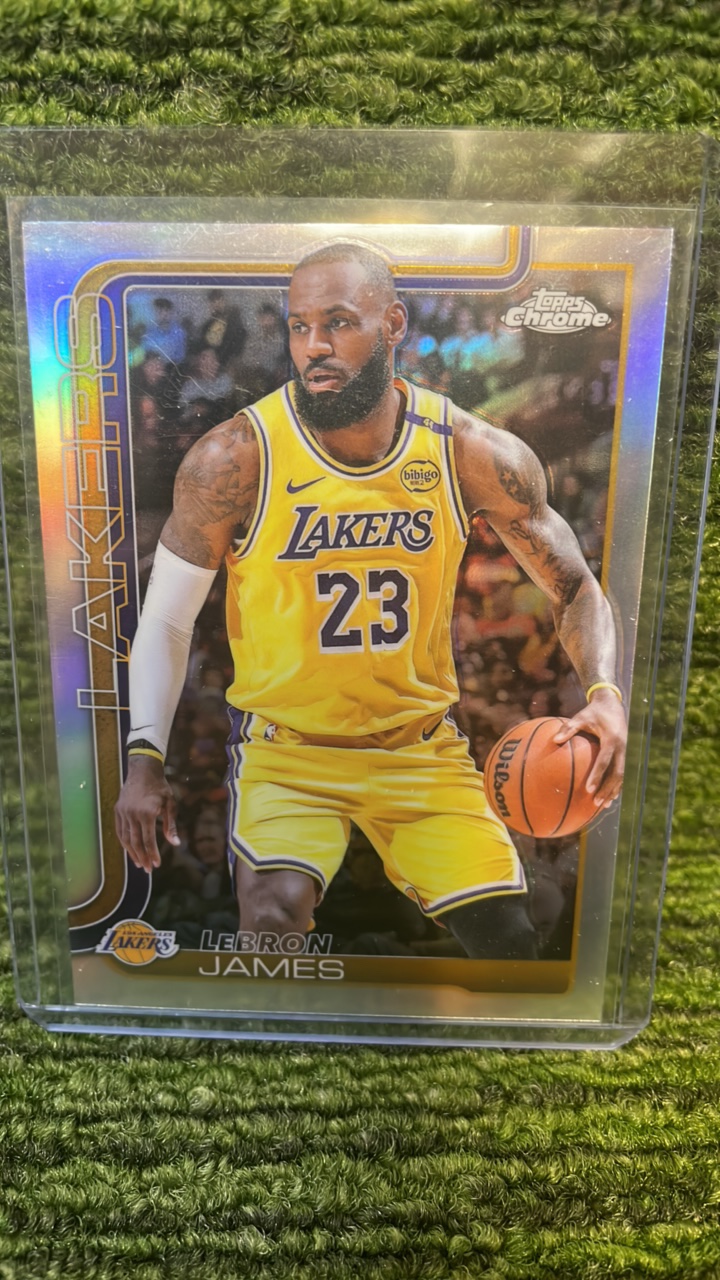 lot 237I image: 202526 Topps chrome LeBron James silver Refractor Los Angeles Lakers